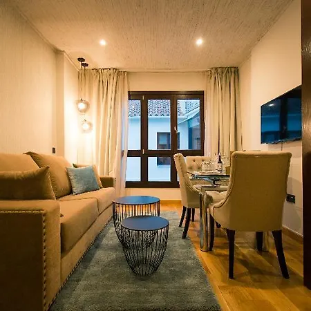 Holidays2malaga Premium מלון